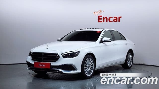 Mercedes-Benz E-Class 2023 — Şəkil 1/20