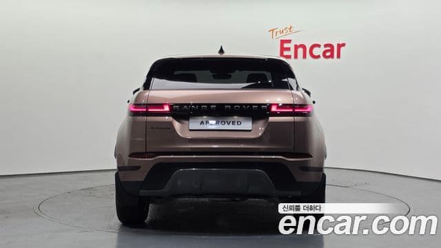 Land Rover Range Rover Evoque 2025 — фото 6 из 20