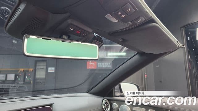 Mercedes-Benz E-Class 2018 — Photo 20/32