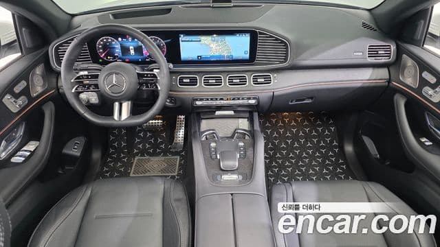 Mercedes-Benz GLE-Class 2025 — Photo 3/35