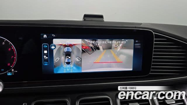 Mercedes-Benz GLE-Class 2025 — Photo 8/35