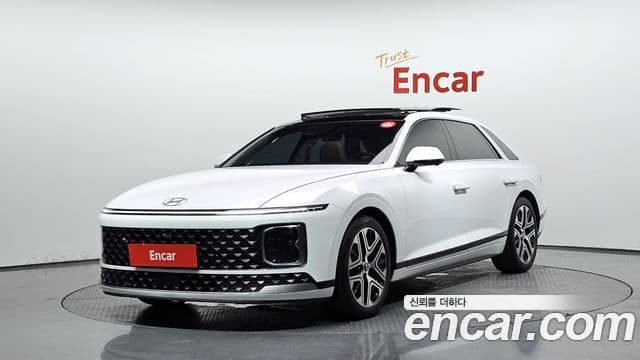Hyundai Grandeur 2023 — Фото 1/20