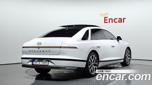 Hyundai Grandeur 2023 — Фото 2/20