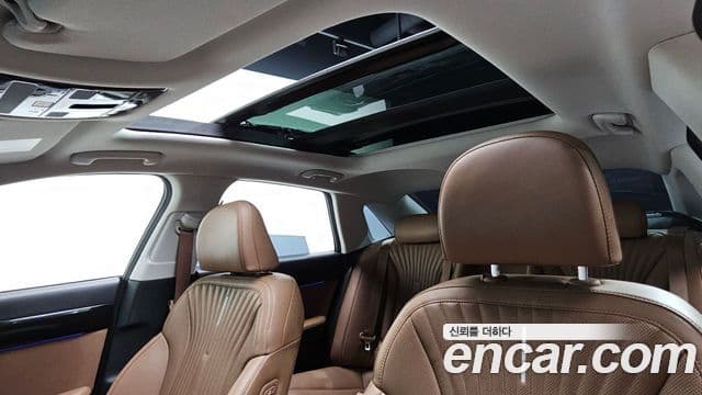 Hyundai Grandeur 2023 — Фото 16/20