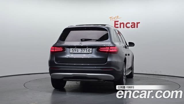 Mercedes-Benz GLC-Class 2018 — фото 4 из 20
