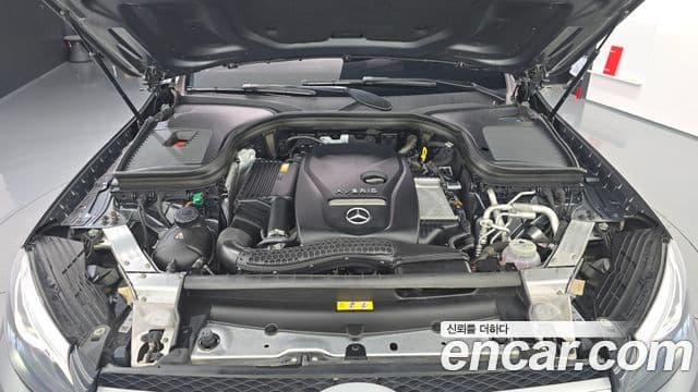 Mercedes-Benz GLC-Class 2018 — Şəkil 6/20