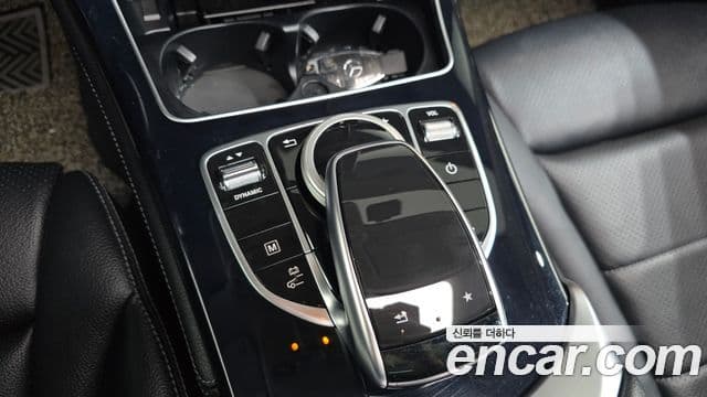 Mercedes-Benz GLC-Class 2018 — Şəkil 9/20