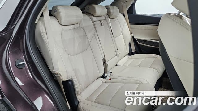Genesis GV70 2021 — ფოტო 11/20