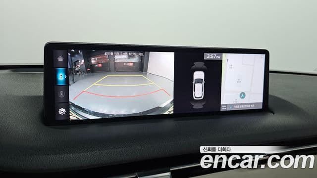 Genesis GV70 2021 — ფოტო 17/20