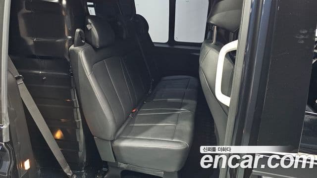 Hyundai Staria 2024 — фото 12 из 20