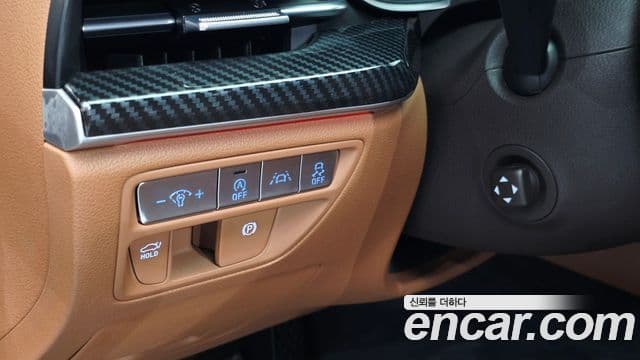 Genesis Electrified G80 2021 — Şəkil 19/20