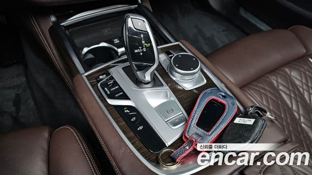 BMW 7 Series 2020 — фото 9 из 20