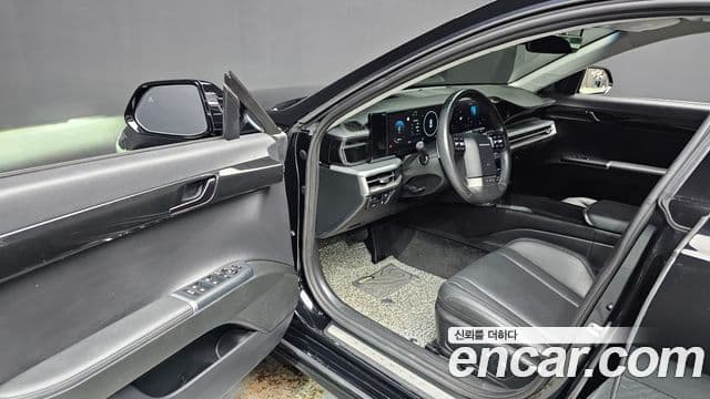 Hyundai Grandeur 2023 — ფოტო 10/20