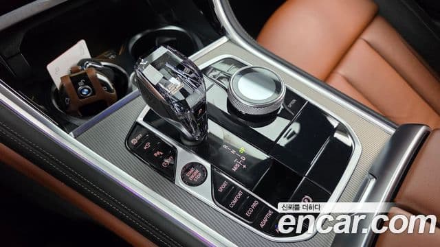 BMW 8 Series 2021 — Фото 9/20