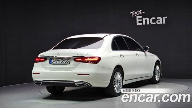 Mercedes-Benz E-Class 2023 — Şəkil 2/20