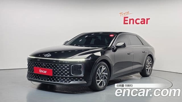 Hyundai Grandeur 2023 — Фото 1/20