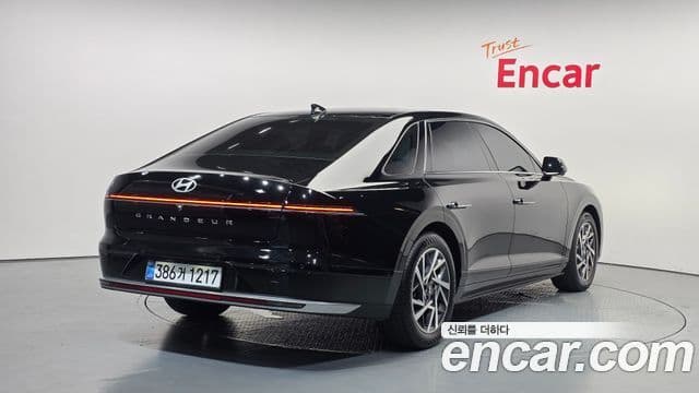 Hyundai Grandeur 2023 — Фото 2/20