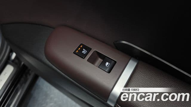 Hyundai Grandeur 2023 — Фото 19/20