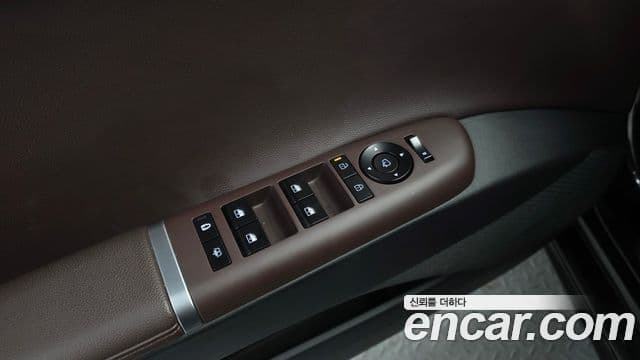 Hyundai Grandeur Hybrid 2023 — Şəkil 21/33