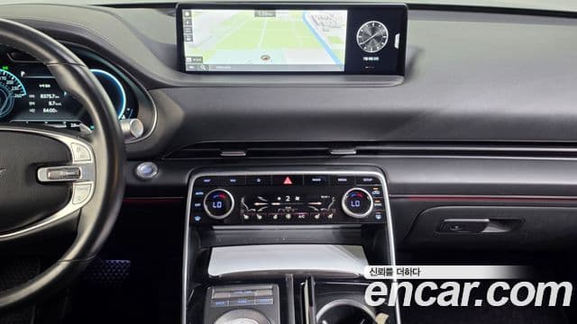 Genesis GV80 2020 — ფოტო 14/20