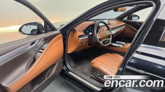 Genesis G80 2020 — Photo 15/34