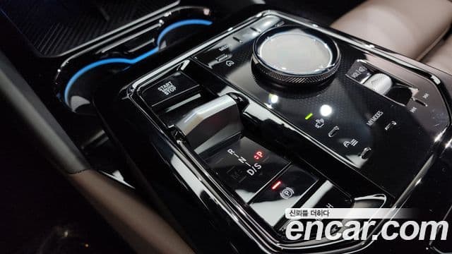 BMW 5 Series 2025 — Фото 9/20
