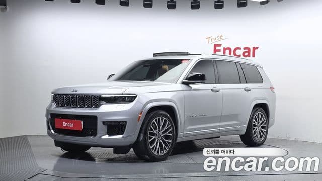 Jeep Grand Cherokee 2021 — Şəkil 16/20