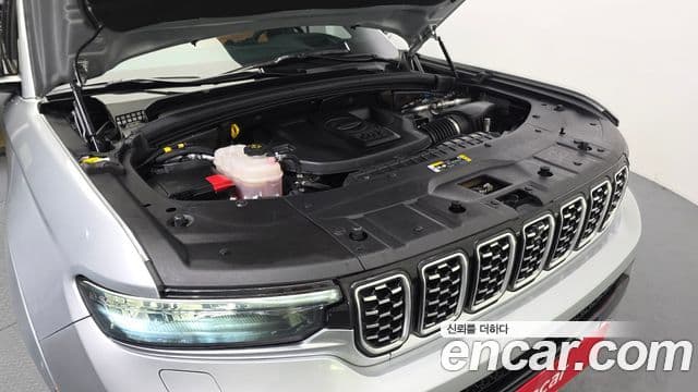 Jeep Grand Cherokee 2021 — Şəkil 2/20