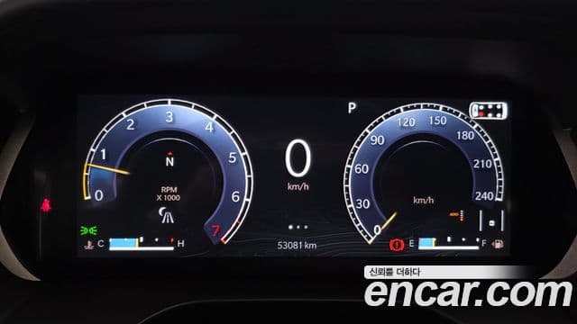Jeep Grand Cherokee 2021 — Şəkil 14/20