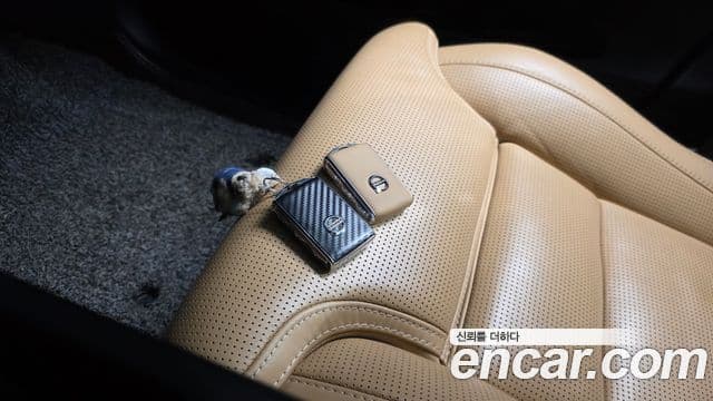 Volvo XC60 2019 — Photo 17/37