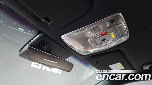 Genesis GV70 2026 — ფოტო 18/20