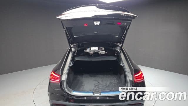 Mercedes-Benz GLE-Class 2022 — Фото 17/20