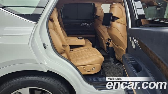 Genesis GV80 2022 — фото 12 из 20