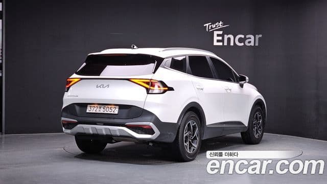 Kia Sportage 2022 — ფოტო 2/20