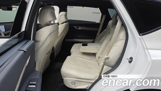 Genesis GV80 2025 — фото 10 из 20