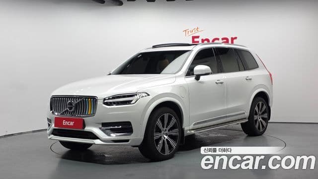 Volvo XC90 2022 — Şəkil 9/20