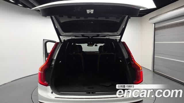 Volvo XC90 2022 — Şəkil 20/20