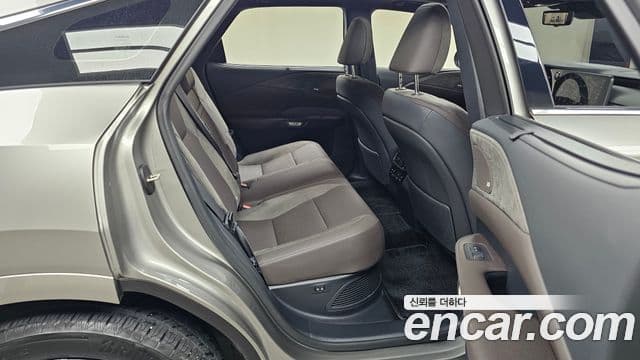 Lexus RX350h 2025 — фото 11 из 20