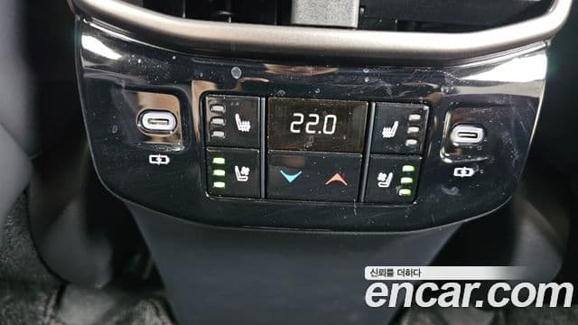 Lexus RX350h 2025 — Şəkil 29/33