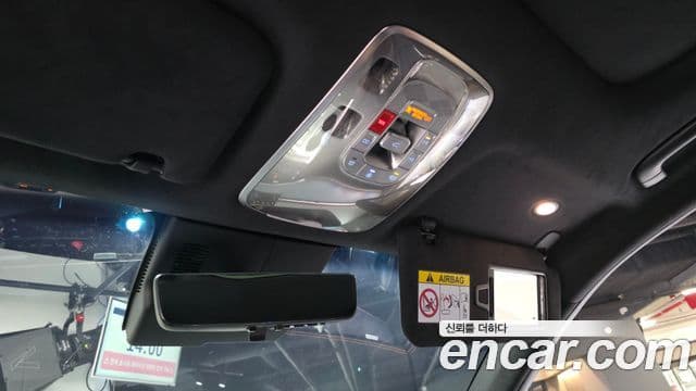 Genesis GV70 2024 — Photo 20/39