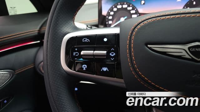 Genesis GV70 2024 — Photo 21/39