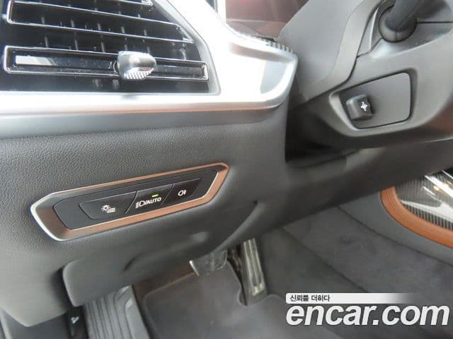 BMW X7 2025 — фото 9 из 20