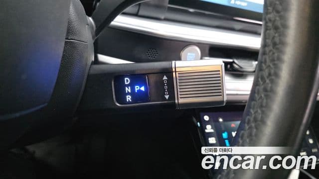 Hyundai Grandeur Hybrid 2024 — ფოტო 19/20
