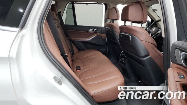 BMW X5 2023 — фото 11 из 20