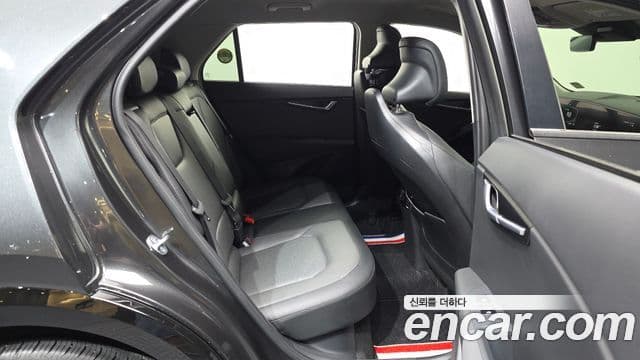 Kia Niro 2022 — фото 12 из 20