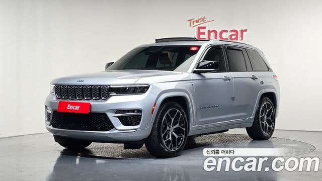 Jeep Grand Cherokee 2023 — ფოტო 1/20