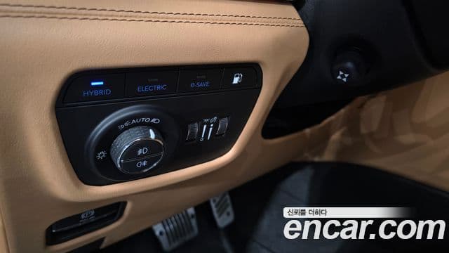 Jeep Grand Cherokee 2023 — фото 20 из 20