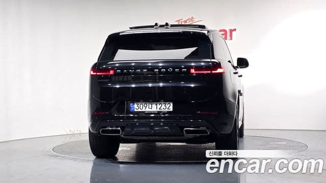 Land Rover Range Rover Sport 2024 — ფოტო 4/20