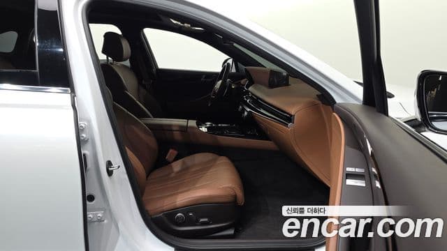 Genesis Electrified G80 2021 — фото 11 из 20