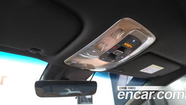 Genesis Electrified G80 2021 — фото 18 из 20